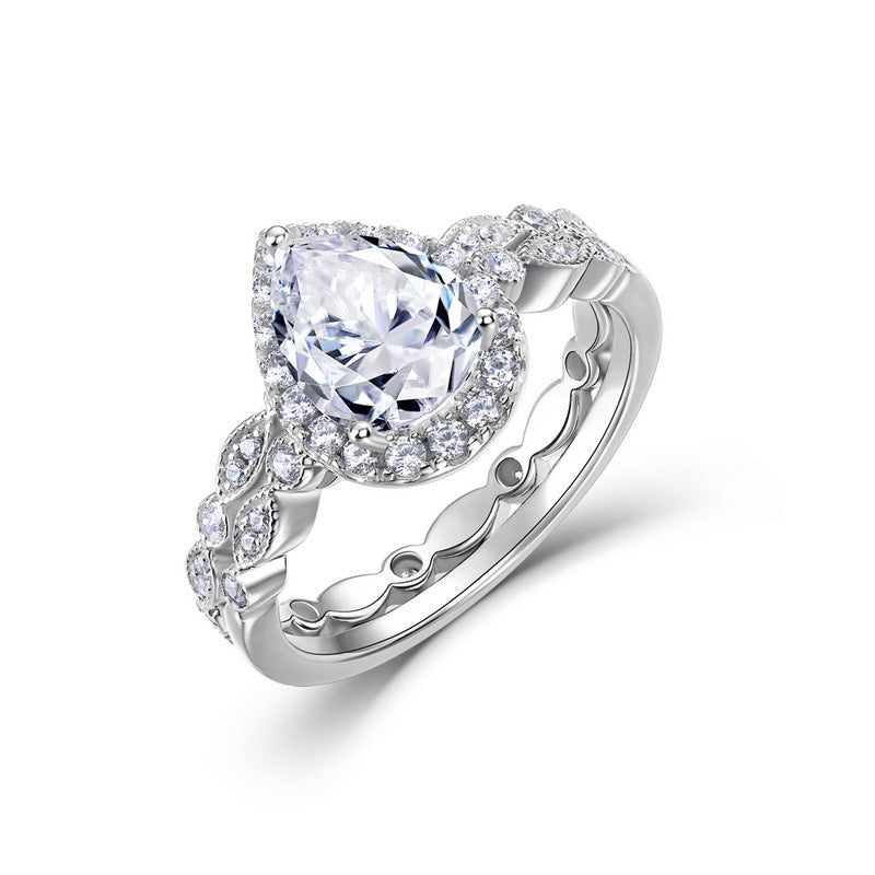 Light Luxury Water Drops Moissanite Ring