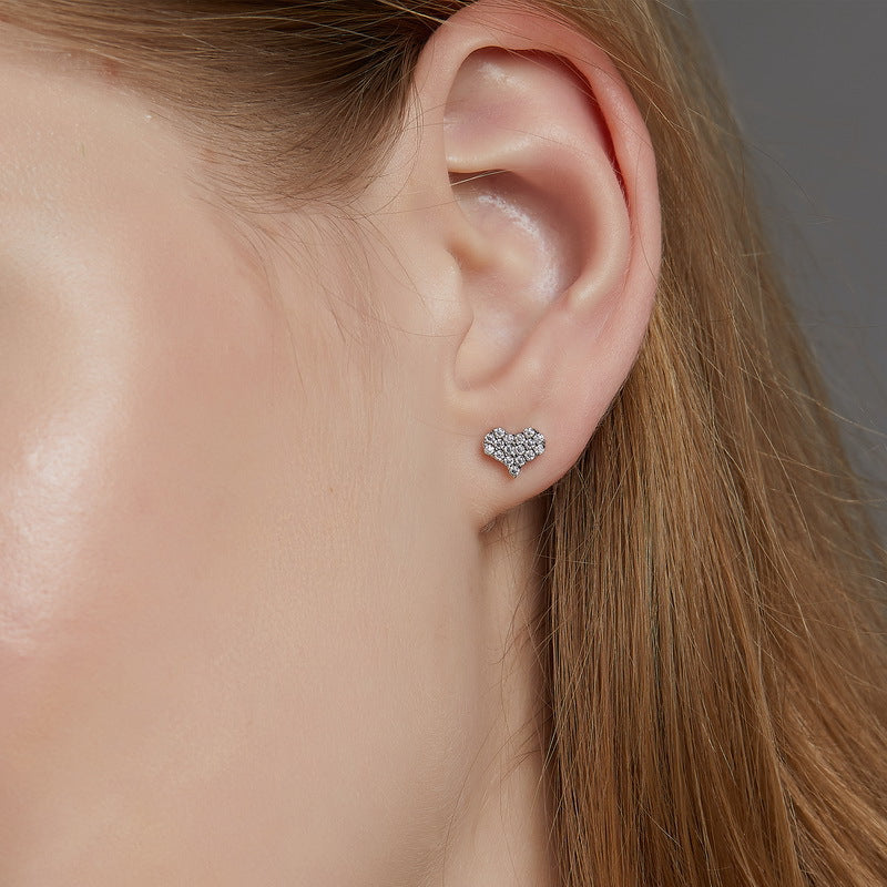 Love Full Inlaid Bright Moissanite Ear Studs
