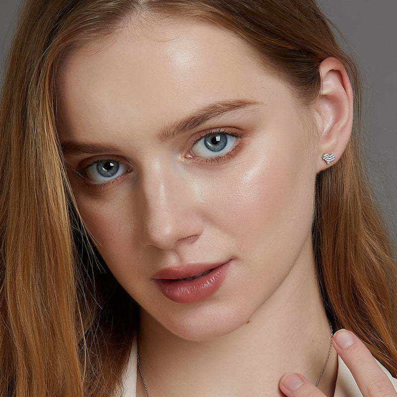 Love Full Inlaid Bright Moissanite Ear Studs