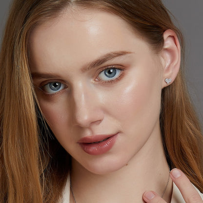 Love Full Inlaid Bright Moissanite Ear Studs